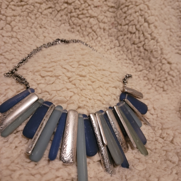 Necklace - Picture 2 of 3